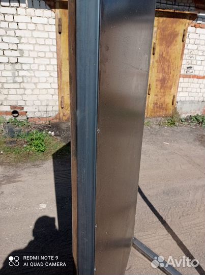 Дверь входная металлическая новая