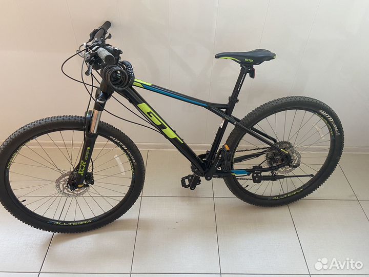 Велосипед GT avalanche elite