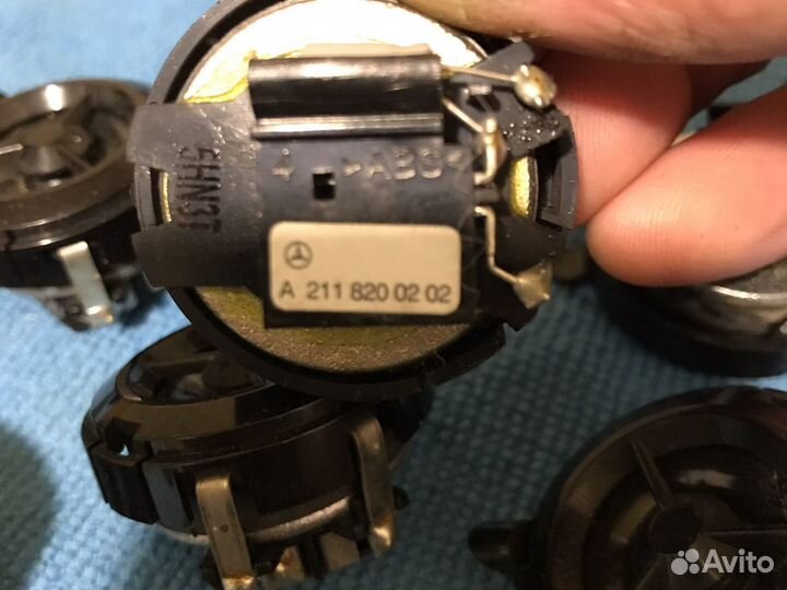 Динамик стойки двери Мерседес 164