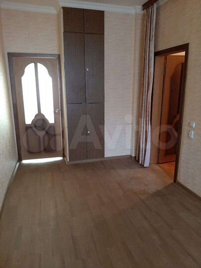 3-к. квартира, 62 м², 1/3 эт.