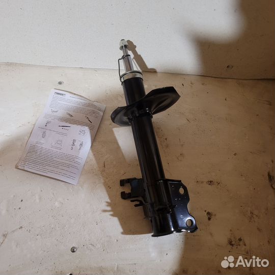 Амортизатор передний R nissan almera