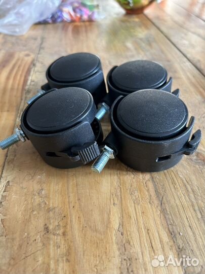 Продам колёсики для мебели поворотные