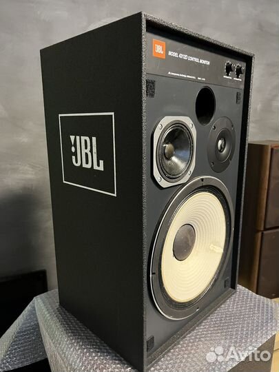 Колонка jbl 4312D одна штука