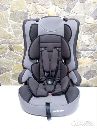 Автомобильное кресло