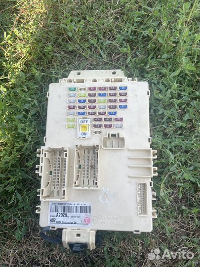 Блок предохранителей салонный Kia ceed 2 JD