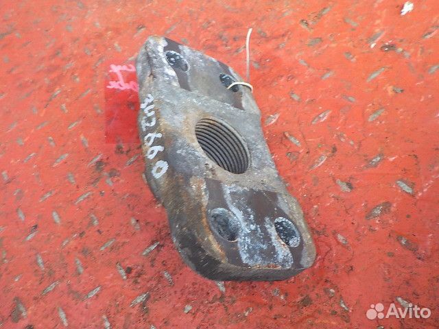 Кронштейн буксировочного крюка iveco Stralis