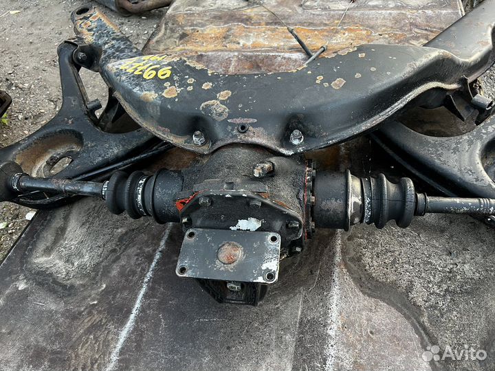 Задний подрамник в сборе Mercedes W116 4.5