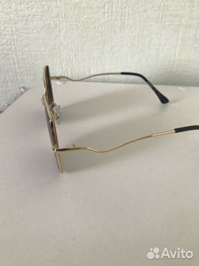 Солнцезащитные очки женские новые
