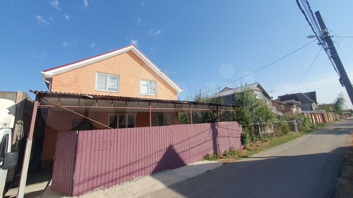 Дом 200 м² на участке 6 сот.