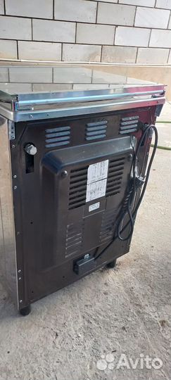 Газовая плита, с электро духовкой