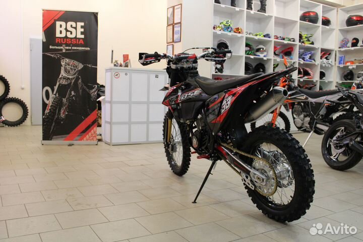 Эндуро/Кроссовый мотоцикл BSE T8