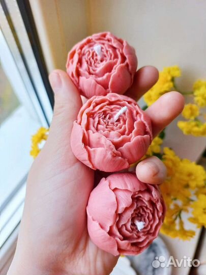 Свеча формовая ароматическая ручная работа