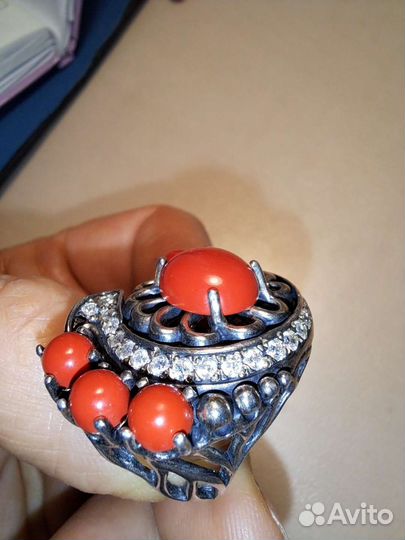 Серебряное кольцо
