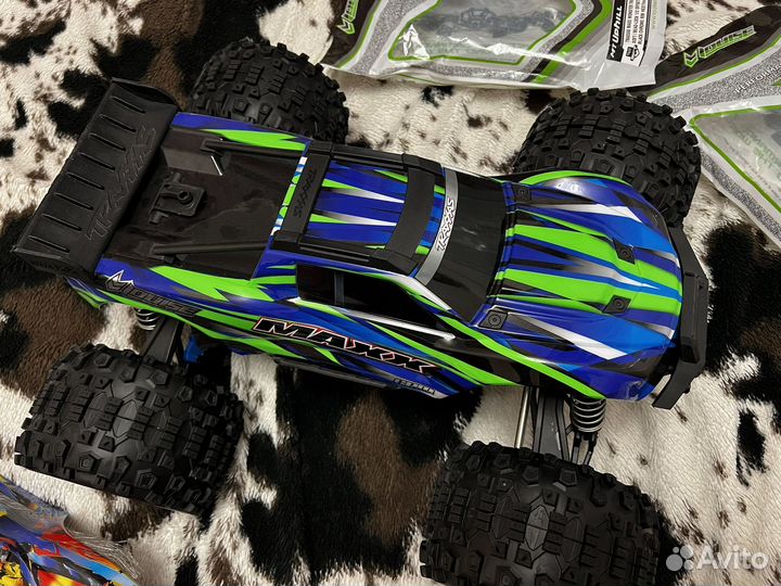 Traxxas Maxx wide V2