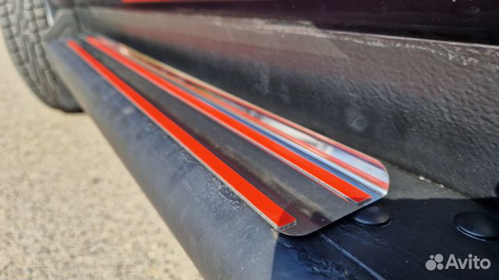 Накладки порогов Нива 2121, нержавейка