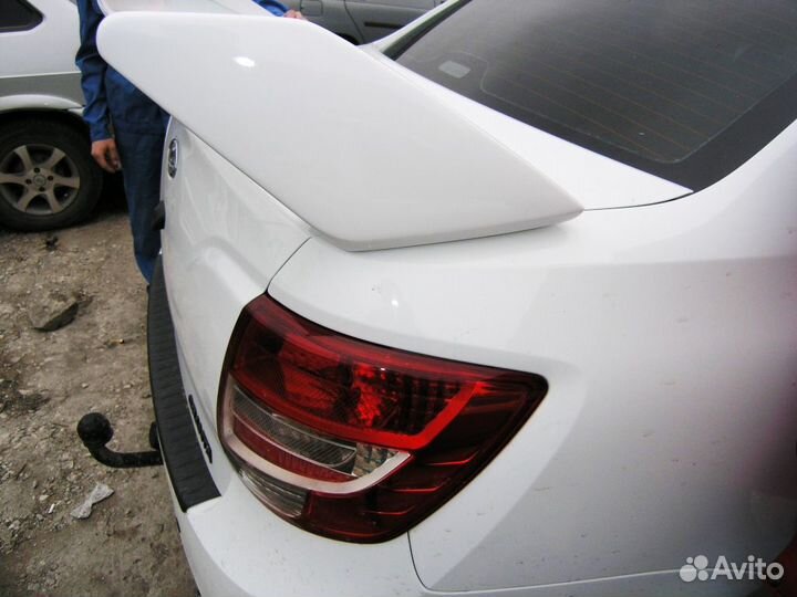 LADA Granta седан - Спойлер 