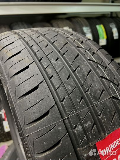 iLink Thunder U09 255/35 R20 79U