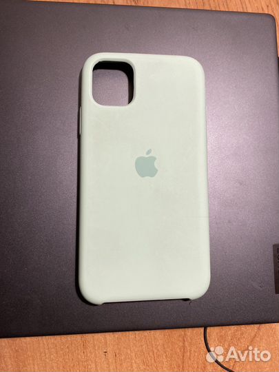 Чехол на iPhone 11