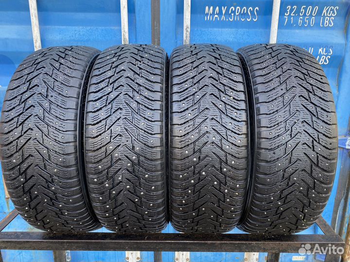 Nokian Tyres Hakkapeliitta 8 SUV 235/60 R18 107T