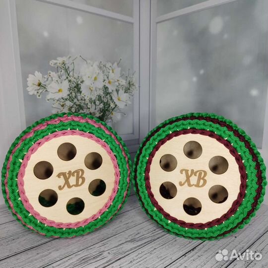 Вязаная корзина для пасхальных яиц