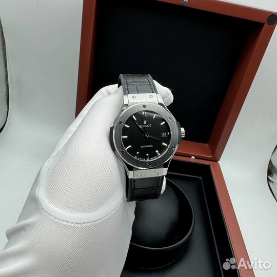 Часы Hublot Classic fusion