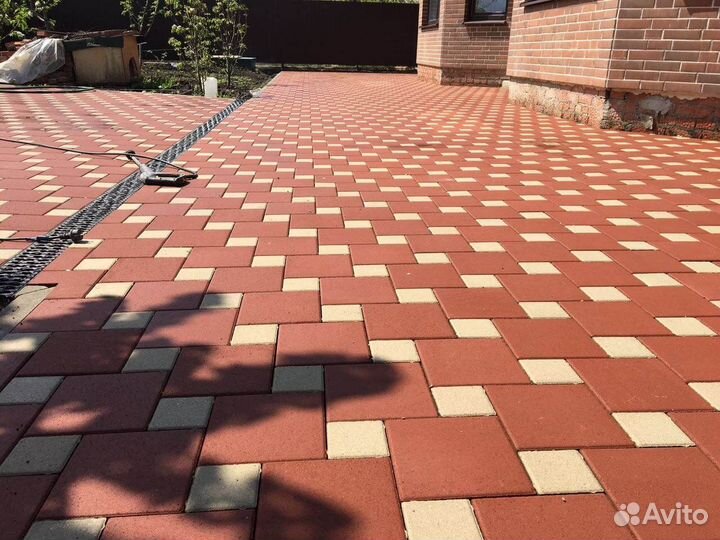 Брусчатка и плитка с доставкой/Монтаж