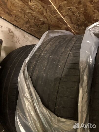 Michelin Pilot Sport 235/45 R21