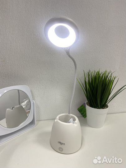 Лампа светодиодная новая