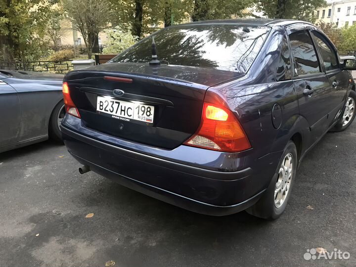 Подсветка номера на Ford Focus 1 (Mk1)