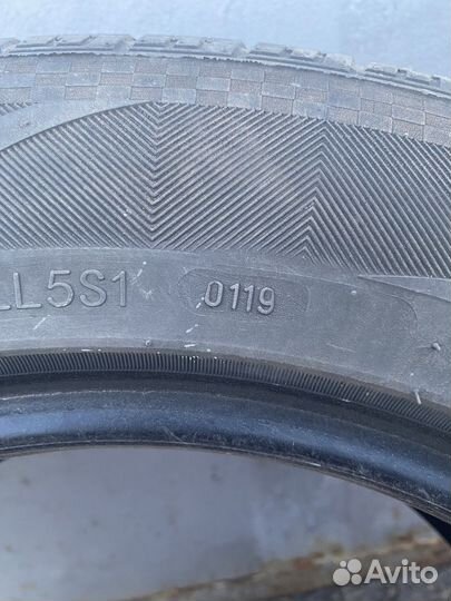 DoubleStar SF-982 225/60 R17