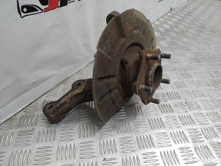 Кулак поворотный передний Suzuki Grand Vitara II р