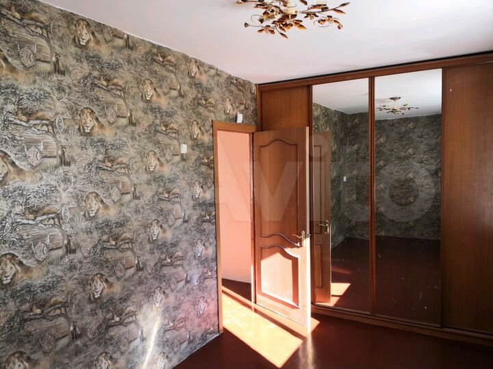 2-к. квартира, 42 м², 3/5 эт.