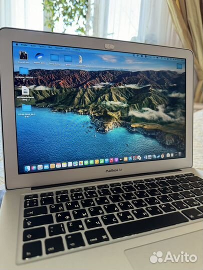 Apple MacBook Air 13 A1466 идеальное состояние