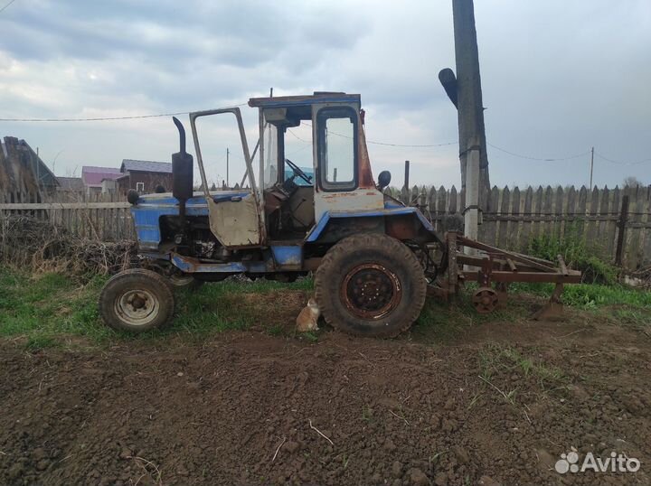 Трактор, 2000