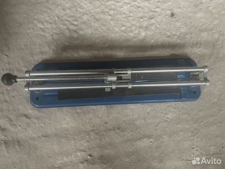 Плиткорез ручной