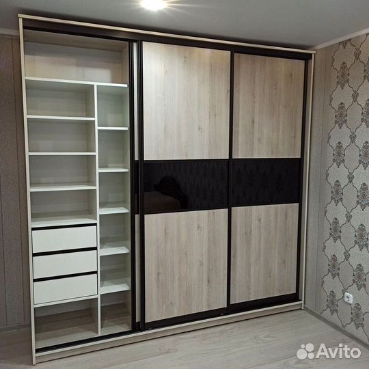 Шкаф купе зеркальный