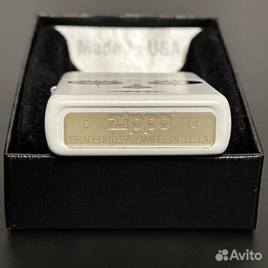 Зажигалка zippo. новая. оригинал