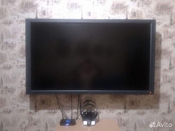 Монитор Профессиональный NEC- 5710