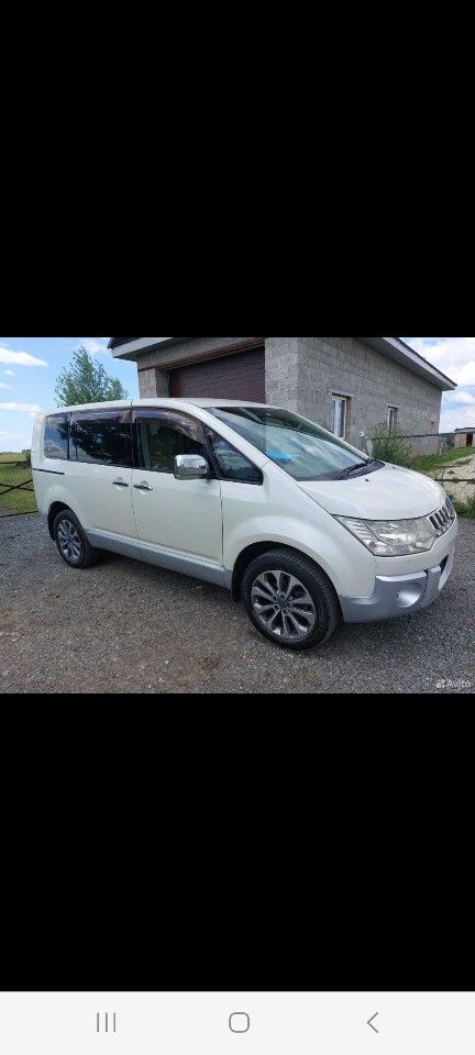 Mitsubishi Delica D5: фото владельца