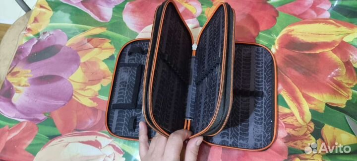 Пенал школьный новый