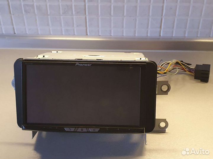 Головное устройство Pioneer AVH-Z9200BT