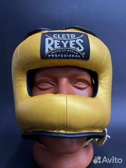 Бамперный шлем Cleto Reyes Gold