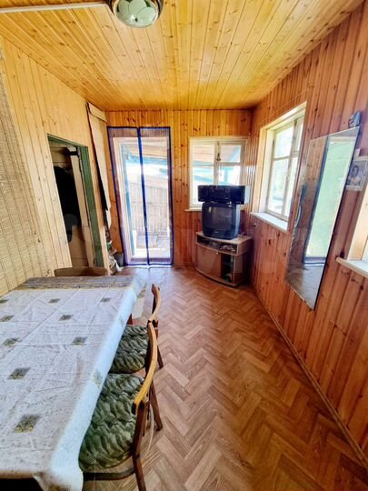 Дом 40 м² на участке 5 сот.