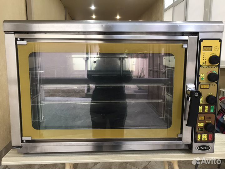 Пароконвектомат (пароконвекционная печь) unox403XB