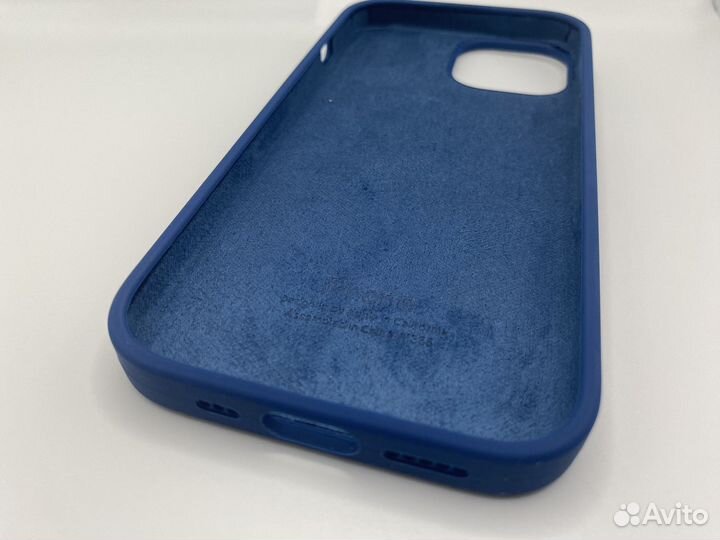 Чехол на iPhone 15 Silicon Case Ocean blue