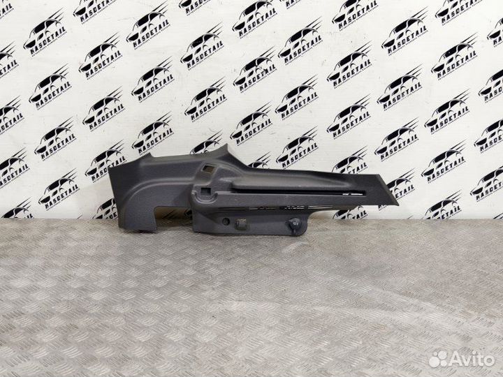Обшивка багажника задняя правая Ford Kuga CBV 2.0