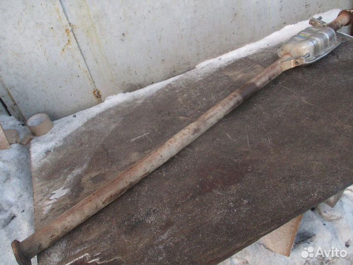 Средняя часть глушителя Hyundai Tucson 1 (JM)