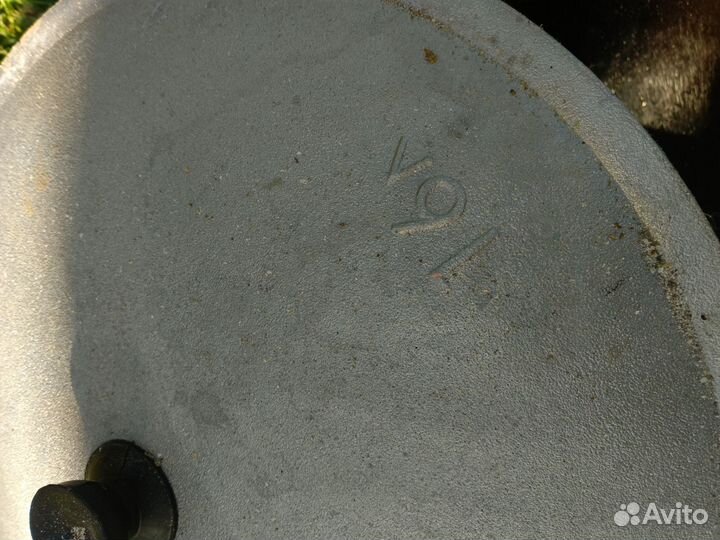 Казан чугунный