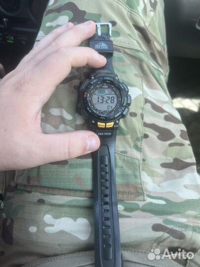 Часы casio pro trek