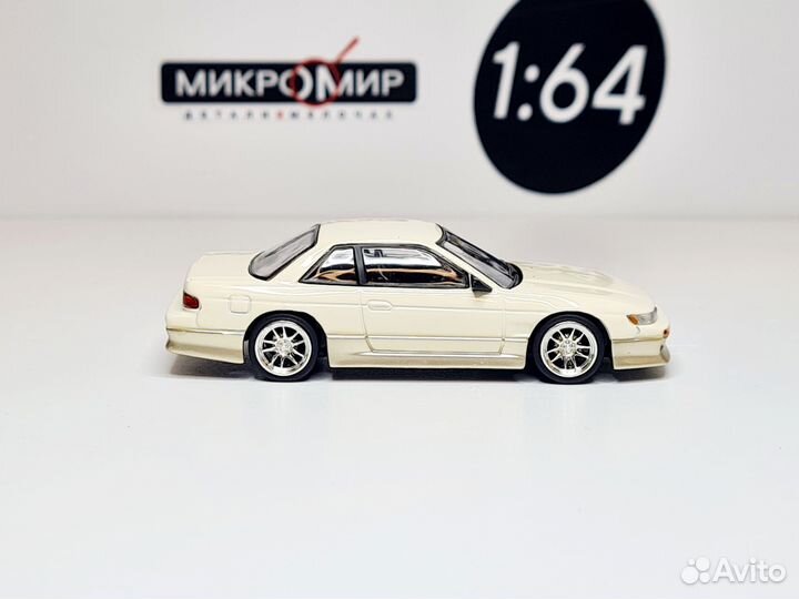 Модель Tarmac 1/64 Nissan Silvia S13, Кремовый